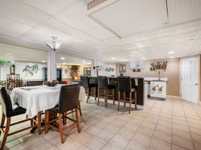 42 Walnut St, Saugus MA 01906