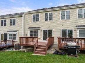 6 Azalea Ln 6, Grafton MA 01519