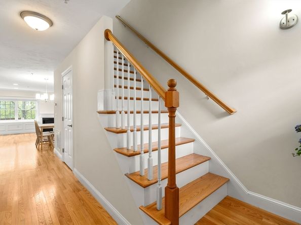 6 Azalea Ln 6, Grafton MA 01519