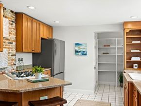 86 Federal St, Newburyport MA 01950