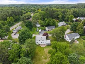11 Foxhill Rd, Framingham MA 01701