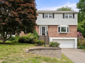 11 Foxhill Rd, Framingham MA 01701