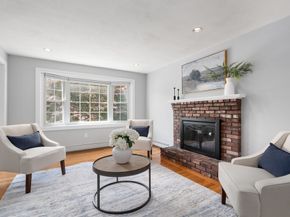 11 Foxhill Rd, Framingham MA 01701