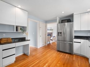 11 Foxhill Rd, Framingham MA 01701