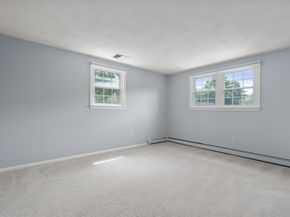 11 Foxhill Rd, Framingham MA 01701