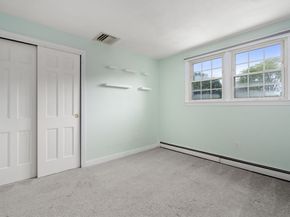 11 Foxhill Rd, Framingham MA 01701