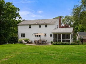 11 Foxhill Rd, Framingham MA 01701