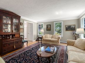 8 Ringbolt Road, Hingham MA 02043