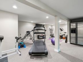 8 Ringbolt Road, Hingham MA 02043