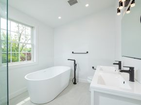 89R Upland, Winthrop MA 02152