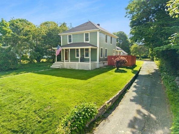 10 Great Neck Rd, Wareham MA 02571