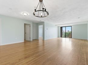 39 Parlin St 404, Everett MA 02149