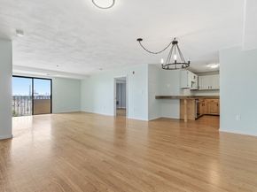 39 Parlin St 404, Everett MA 02149