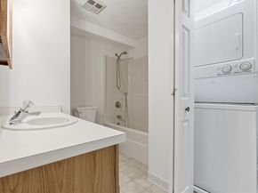 39 Parlin St 404, Everett MA 02149