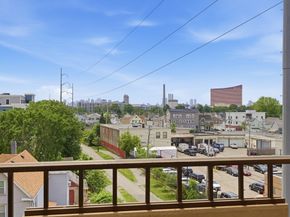 39 Parlin St 404, Everett MA 02149
