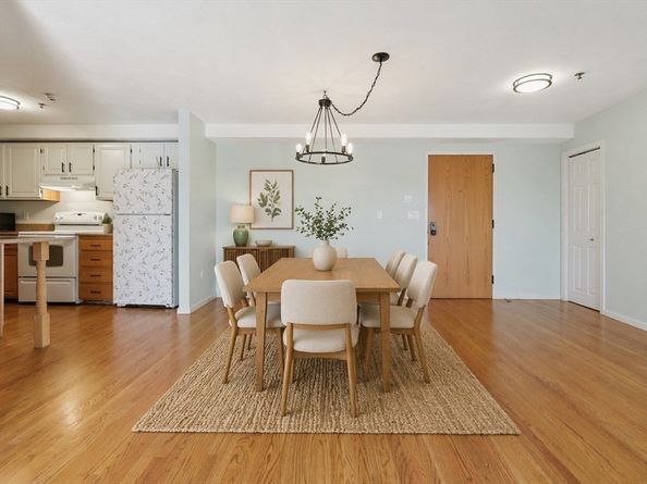 39 Parlin St 404, Everett MA 02149