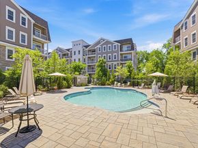 320 Middlesex Ave D208, Medford MA 02155