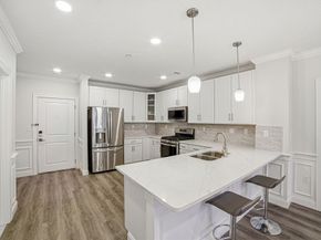 320 Middlesex Ave D208, Medford MA 02155