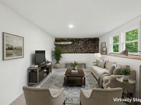56 King Street, Uxbridge MA 01569
