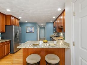 10 Cunningham Ln 204, Billerica MA 01821