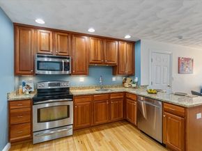 10 Cunningham Ln 204, Billerica MA 01821
