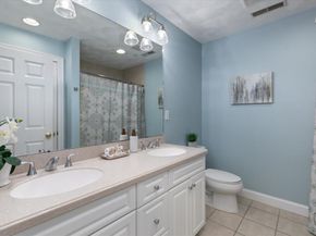 10 Cunningham Ln 204, Billerica MA 01821