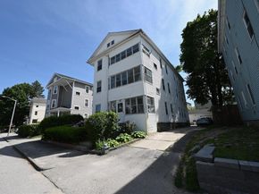 14 Derby St, Worcester MA 01604