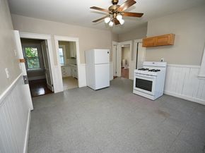 14 Derby St, Worcester MA 01604