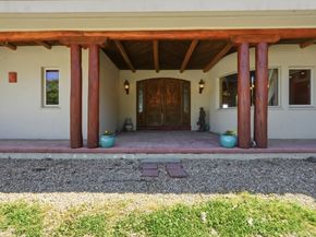 5 Osgood Rd, Charlton MA 01507