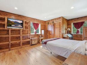 5 Osgood Rd, Charlton MA 01507