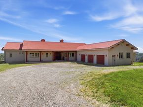 5 Osgood Rd, Charlton MA 01507