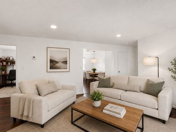 68 Bryon Rd. 5, Boston MA 02467