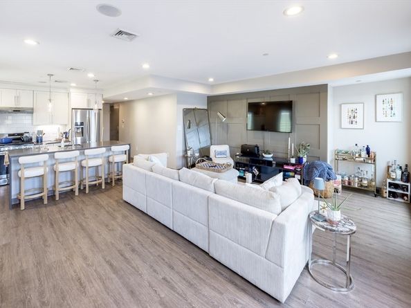 246 West Broadway, Boston MA 02127