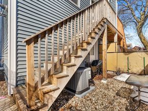 18 1/2 Dalton Ct 18 1/2, Peabody MA 01960