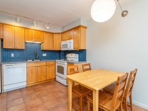 10 William St 37, Watertown MA 02472