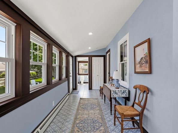 47 Nanumett St, Wareham MA 02532