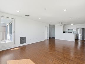 30 Chelsea St 814, Everett MA 02149