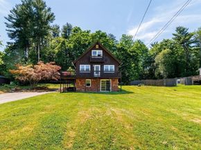 33 Lakeview Ave, Dudley MA 01571