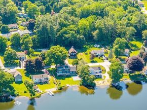 33 Lakeview Ave, Dudley MA 01571