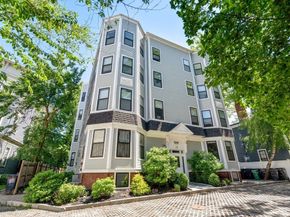 12 Arnold Circle 3, Cambridge MA 02139