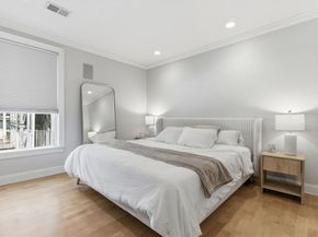 881 E 2nd St 10, Boston MA 02127