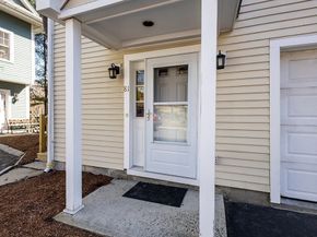 81 Beecher Pl 81, Newton MA 02459