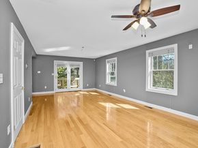 81 Beecher Pl 81, Newton MA 02459