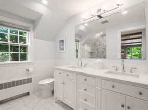 28 York Rd, Newton MA 02468