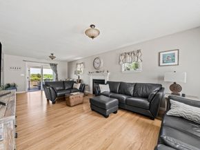 67 Franklin St, Halifax MA 02338