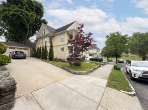 2 Haviland St, Worcester MA 01602