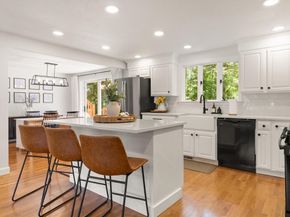 10 Lucille Ave, Westford MA 01886