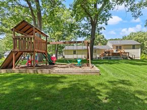 10 Lucille Ave, Westford MA 01886