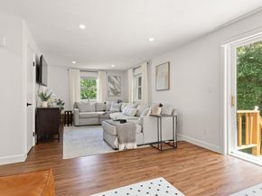 10 Lucille Ave, Westford MA 01886