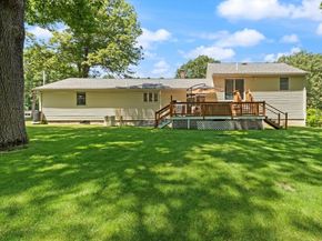 10 Lucille Ave, Westford MA 01886
